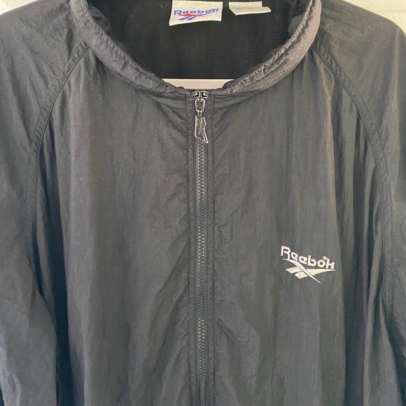 VINTAGE REEBOK WINDBREAKER HOODIE XL - Picture 1 of 6